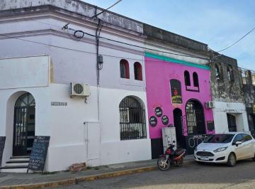 Local comercial · 162m² · Inversión con Renta: 4 Locales + 1 Depto en Victoria