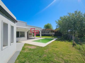 Casa de 5 ambientes, Escobar · Casa en Una Planta con Piscina en Venta, Barrio Cerrado Haras Santa María.