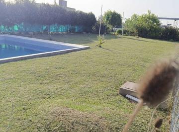 Quinta vacacional · 70m² · 3 Ambientes · 1 Cochera · Casa Quinta en Venta en Arana, La Plata, G. B. a. Zona Sur