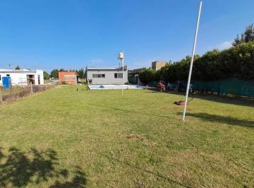 Quinta vacacional · 70m² · 3 Ambientes · 1 Cochera · Casa Quinta en Venta en Arana, La Plata, G. B. a. Zona Sur