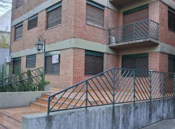 Departamento de 3 ambientes, Almirante Brown · Venta Dueño Directo - Amplio Departamento 3 Amb con Patio y Jardín en Adrogué