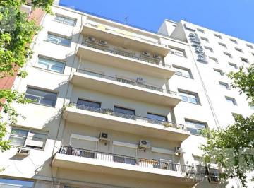 Departamento · 189m² · 2 Dormitorios · Hipólito Yrigoyen Al 1500 | Departamento en Venta | Congreso