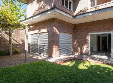 Casa · 358m² · 10 Ambientes · 4 Cocheras · Casa en Venta La Plata