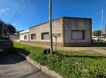Casa · 159m² · 4 Ambientes · En Venta en El Palomar | Dos Viviendas Independientes Sobre un Mismo Lote F: 11203