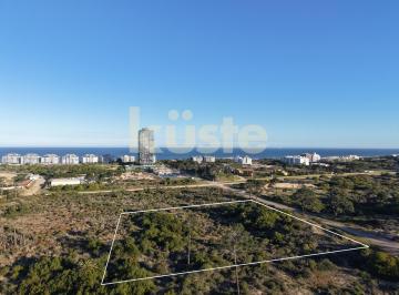 Terreno · 9846m² · Lote de 9.846 m² con Proyecto Aprobado Para 25.000 m²