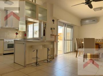 Casa · 257m² · 7 Ambientes · 2 Cocheras · Impecable Chalet con 5 Dorm. y Pileta en Victoria - Apta Credito!