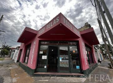 Local comercial · 124m² · Venta de Local con Cochera en Villa Dominico