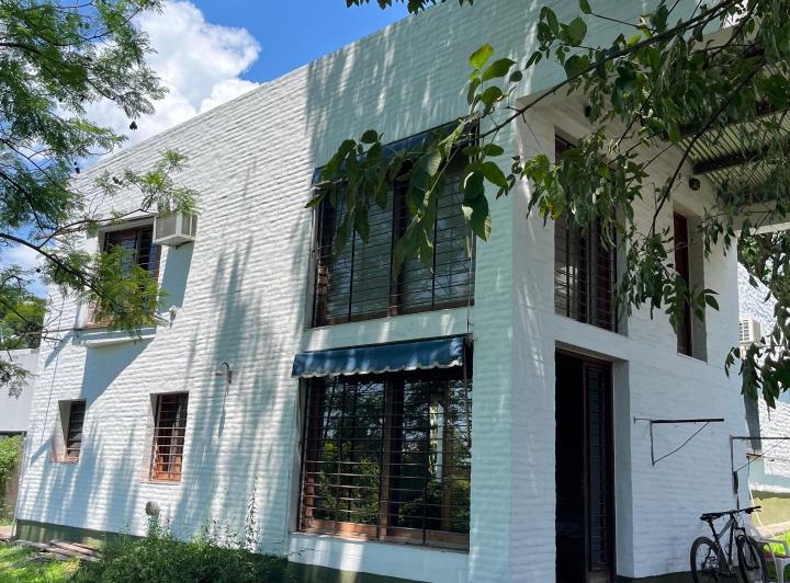 Casa · 190m² · 5 Ambientes · 1 Cochera