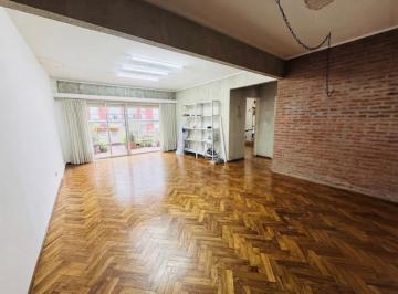 Departamento · 126m² · 6 Ambientes · Departamento de 6 Ambientes en Venta Banfield