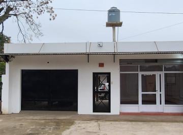 Casa · 92m² · 3 Ambientes · 2 Cocheras · Alquiler de Casa en Barrio Malvinas Argentinas de Almirante Brown.