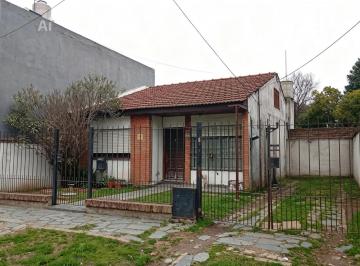 Casa · 60m² · 3 Ambientes · 1 Cochera · Venta Casa 3 Amb Ituzaingo, 45 m Mas Cuotas