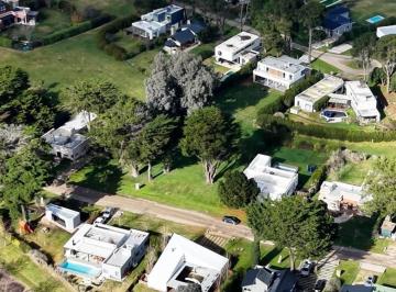 Terreno · 890m² · Lote en Venta | Barrio Privado Barrancas de San Benito