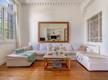 PH · 170m² · 5 Ambientes · Venta PH Reciclado 4 Dorm. con Balcón, Terraza y Parrilla. Sin Expensas