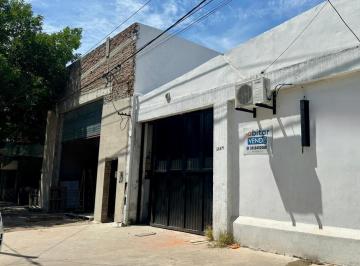 Local comercial · 239m² · 2 Ambientes · Local en Azcuenaga