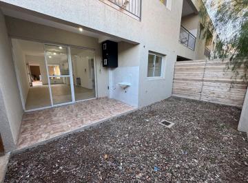 Departamento · 70m² · 3 Ambientes · 1 Cochera · Departamentos en Alquiler con Patio, Guaymallen