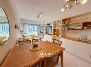 Departamento · 63m² · 3 Ambientes · 1 Cochera · 3 Amb con Cochera Totalmente Reciclado