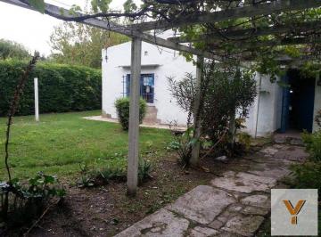 Terreno · 60m² · 3 Ambientes · 3 Cocheras · Casa en Venta - 2 Dorm. 1 Baño y Cochera - 837 m 2 Totales - City Bell