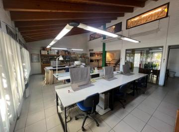 Oficina comercial · 315m² · 3 Cocheras · Venta Oficinas Gran Mendoza Uso Profesional