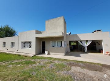 Casa · 190m² · 4 Ambientes · Venta Casa Lomas del Rey