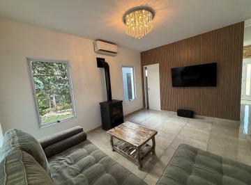 Casa · 180m² · 5 Ambientes · 2 Cocheras · Casa en Venta - 5 Amb en Harás Santa María, Los Eucaliptus