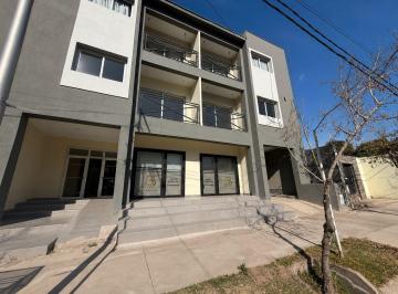 Departamento · 82m² · 3 Ambientes · 1 Cochera · Departamento de 2 Dorm., Las Cañas
