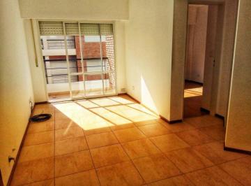 Departamento · 43m² · 2 Ambientes · 1 Cochera · Un Dormitorio con Cochera.