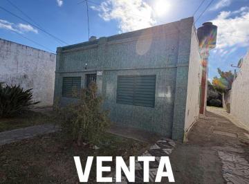 Casa de 4 ambientes, La Plata · Casa con Amplios Ambientes