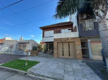 Casa · 81m² · 5 Ambientes · 2 Cocheras · Hermosa Casa 5 Ambientes - Villa Ballester