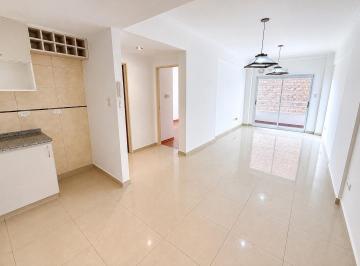 Departamento · 40m² · 2 Ambientes · Alquiler Departamento de 2 Ambientes en Wilde Centro