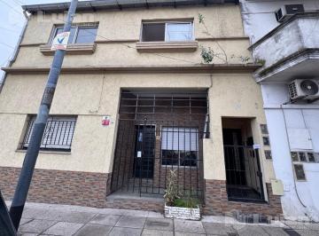 PH · 97m² · 6 Ambientes · PH 3 Amb con Depto en P. Alt de 3 Amb en Mataderos
