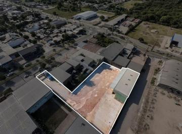 Bodega-Galpón · 531m² · Terreno de 3000 m² con Galpón y Oficinas