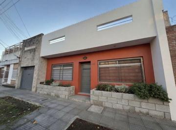 Casa de 3 ambientes, Quilmes · Casa 3 Amb Completamente Reciclada en Venta