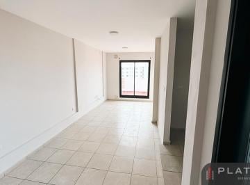 Departamento · 40m² · 2 Ambientes · Departamento en Alquiler de 2 Dorm. - Alberdi