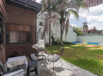 Casa · 135m² · 3 Ambientes · 3 Cocheras · Casa en Quilmes