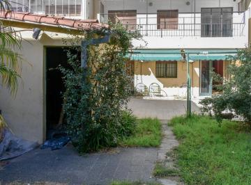 Departamento · 85m² · 4 Ambientes · Departamento de 4 Ambientes en Venta con Jardín y Patio en Flores