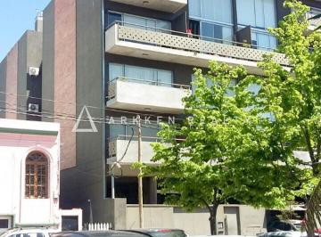 Departamento · 46m² · 2 Ambientes · 1 Cochera · Departamento en Venta Boulevard Saenz Peña