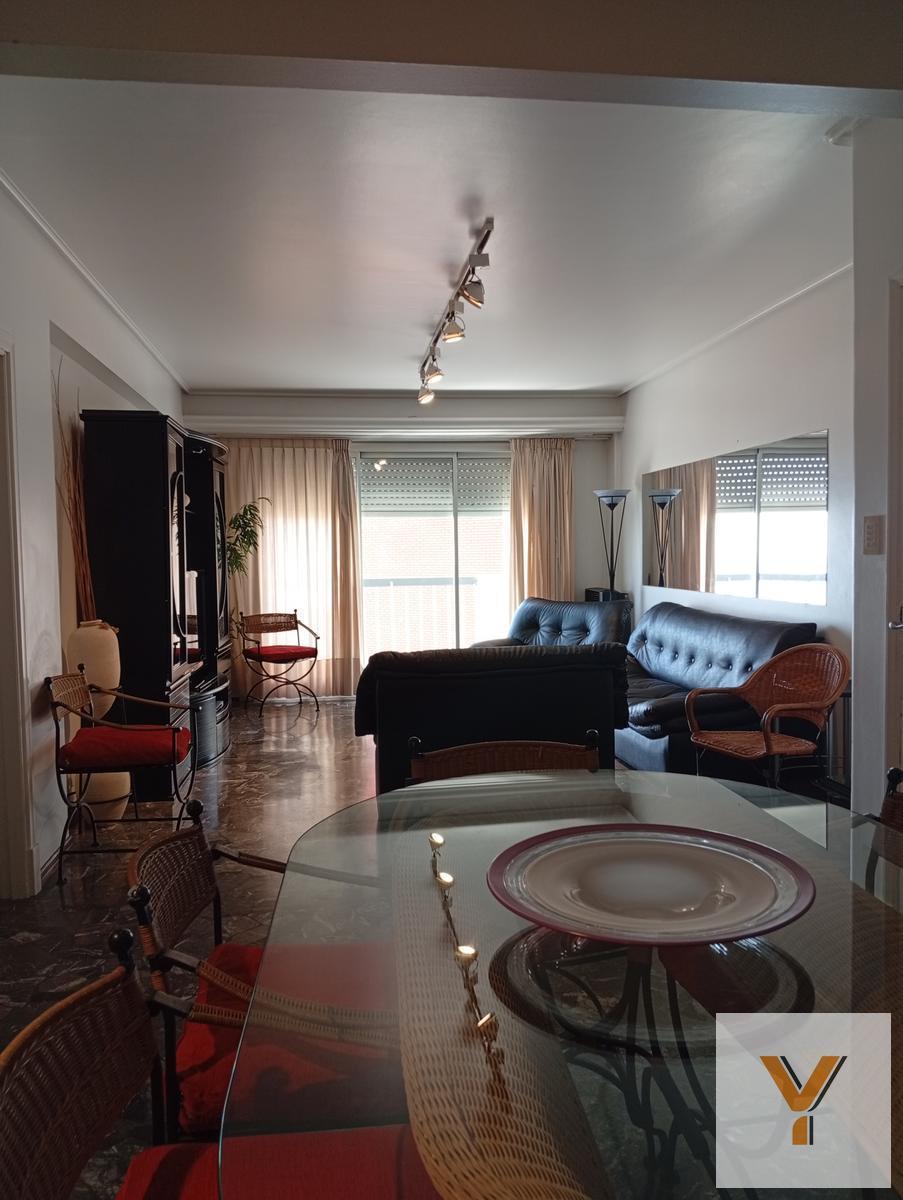 Departamento de tres dormitorios en alquiler temporario