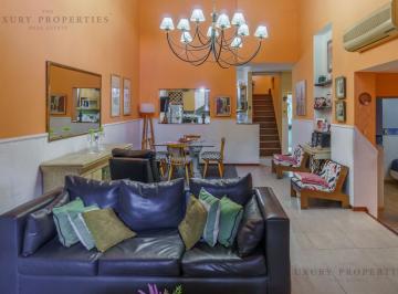 Casa · 178m² · 5 Ambientes · Casa en Nuñez