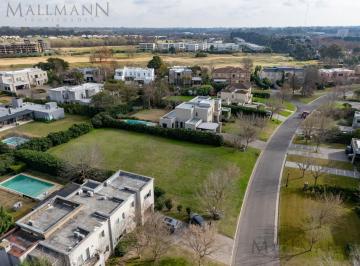 Terreno · 1506m² · Venta Lote Interno en La Berlina, Pilará