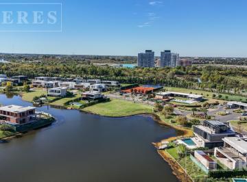 Terreno · 910m² · Lote Al Lago en Virazon, Nordelta