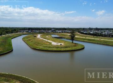 Terreno · 758m² · Lote Al Río en Venta, Bahía Villanueva