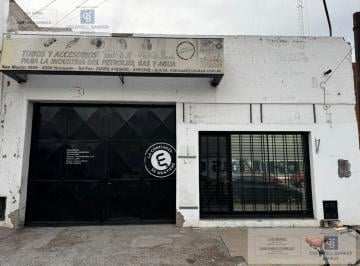 Bodega-Galpón · 300m² · 2 Ambientes · Galpón en Neuquen