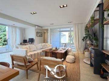 Casa · 160m² · 4 Ambientes · 2 Cocheras · Casa en Venta en Costa Esmeralda con Gas Natural