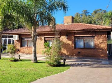 Casa de 4 ambientes, General Rodríguez · Casa en Venta en Country Las Lajas