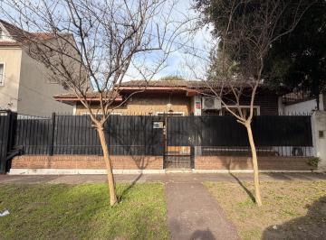 Casa · 108m² · 5 Ambientes · 2 Cocheras · Venta Casa PH Independiente con Cochera 5 Ambientes Patio Parrilla Punta Chica San Fernando