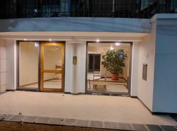 Departamento · 45m² · 3 Ambientes · 1 Cochera · Departamento en 1667