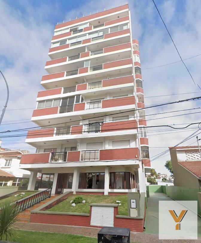 Departamento de un dormitorio en venta sobre Araoz entre Napoles y Genova