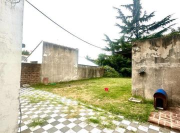Terreno · 112m² · Lote 10x40 m en Temperley con Propiedad a Reciclar!