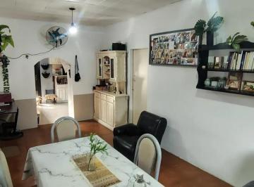Casa · 120m² · 5 Ambientes · Casa en Venta - 3 Dorm. 2 Baños - 320 m - Almirante Brown