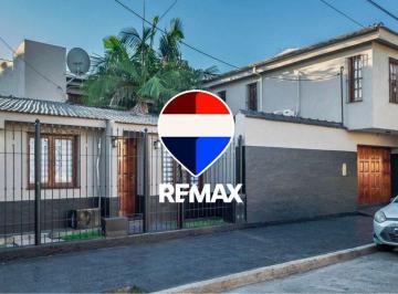Casa · 240m² · 5 Ambientes · 1 Cochera · Casa 7 Dorm. Venta Zona Macrocentro